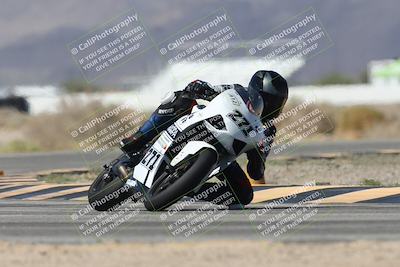 media/Oct-02-2025-Racers Edge (Thu) [[2c91cb6ab3]]/2-A Group/Session 3-Turn 4 Part 2 (1145am)/